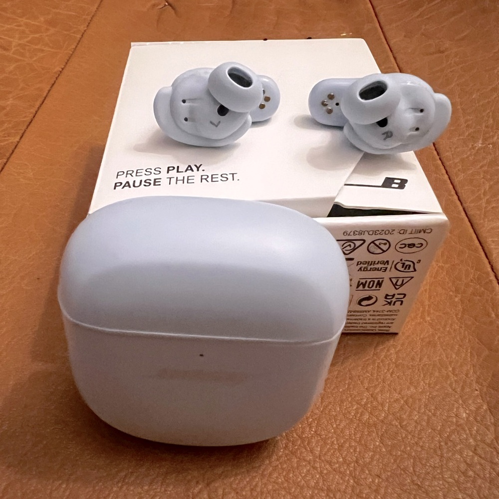Bose QuietComfort Ultra True Wireless Noise Cancelling Earbuds Moonstone Blue